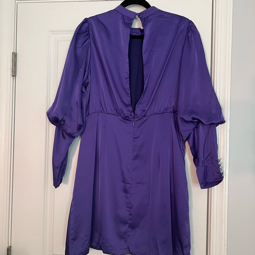 Collective the Label Exclusive high neck satin mini dress in purple - Picture 2 of 2